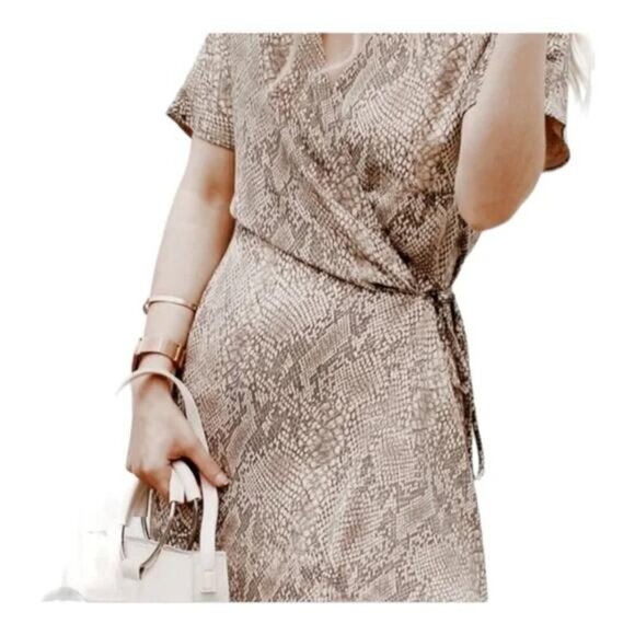 BABATON Aritzia Wallace Wrap Dress Sz XS Snake Print - Picture 5 of 9